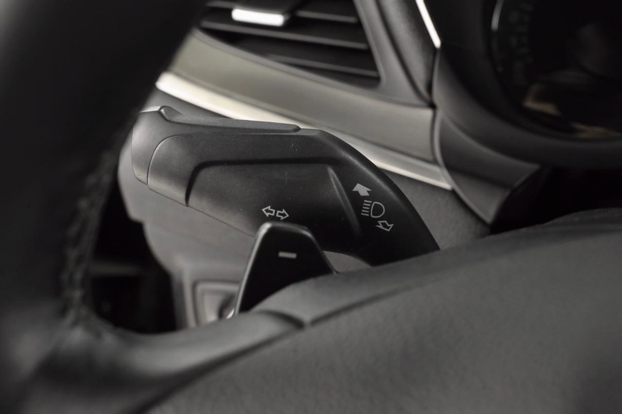 Used 2015 Lincoln MKC AWD w/ Equipment Group 102A Reserve image 17