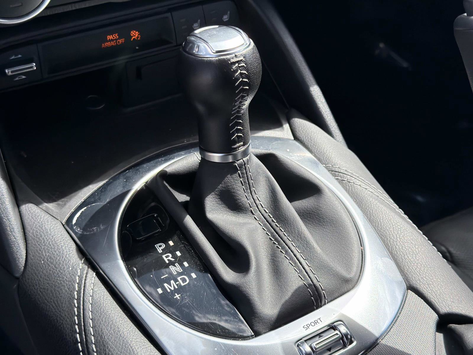 Used 2025 MAZDA MX-5 Miata RF Grand Touring RWD image 11