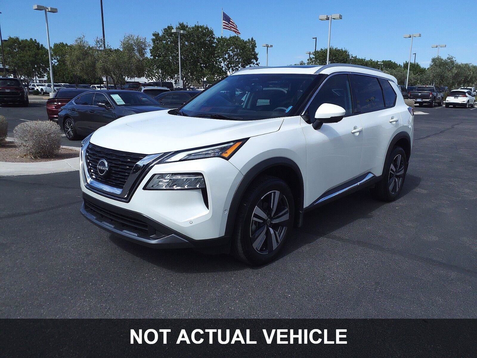 Used 2024 Nissan Rogue S FWD image 11