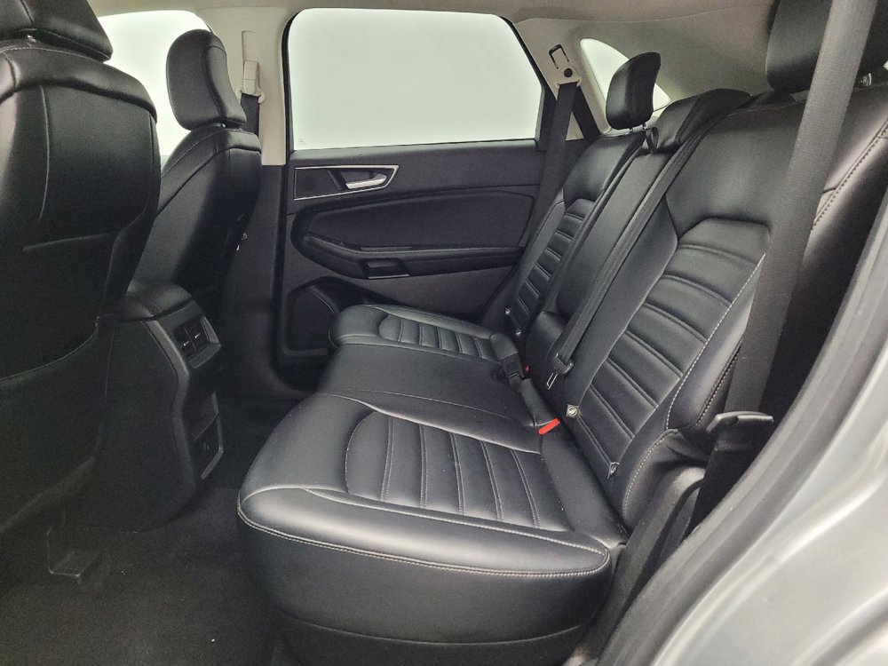 Used 2023 Ford Edge SEL image 18