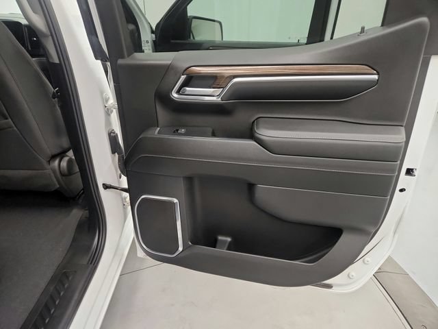 Used 2024 Chevrolet Silverado 1500 RST w/ Z71 Off-Road Package AWD/4WD image 30