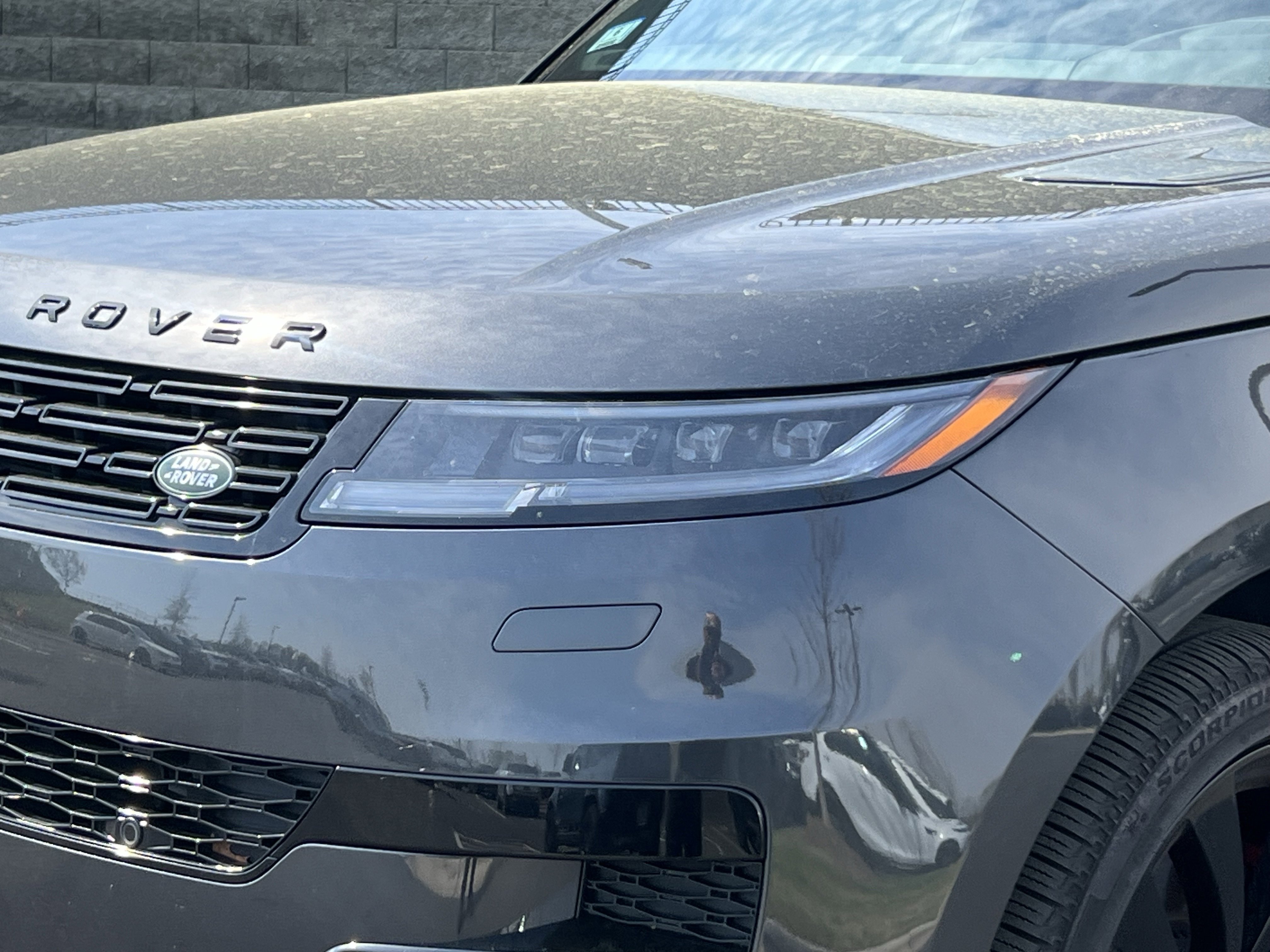 Certified 2025 Land Rover Range Rover Sport Autobiography image 31