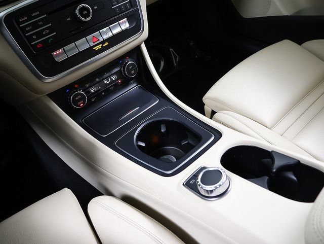 Used 2018 Mercedes-Benz CLA 250 4MATIC image 23