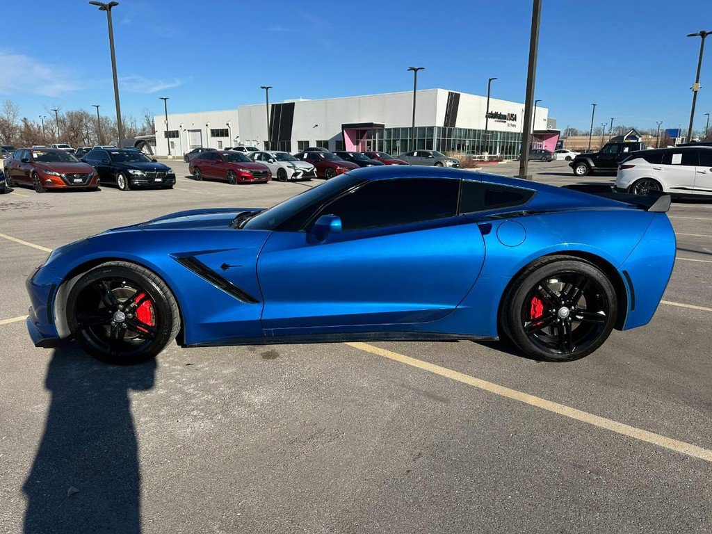 Used 2016 Chevrolet Corvette Stingray Coupe w/ Carbon Flash Badge Package image 2