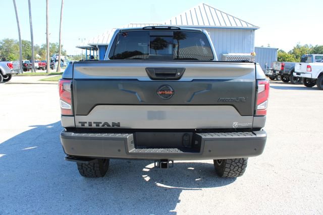Used 2021 Nissan Titan PRO-4X w/ Pro-4x Convenience Package image 9