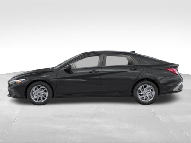 Used 2024 Hyundai Elantra SEL FWD image 36