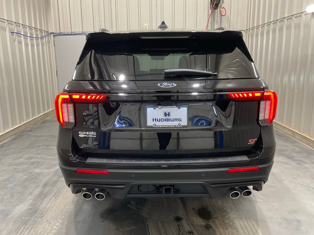 Used 2025 Ford Explorer ST w/ Sun And Sound Package image 23