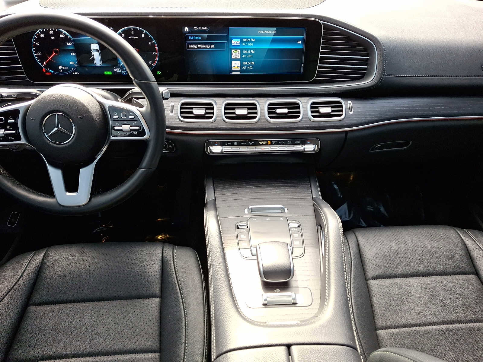 Used 2022 Mercedes-Benz GLS 450 4MATIC image 19