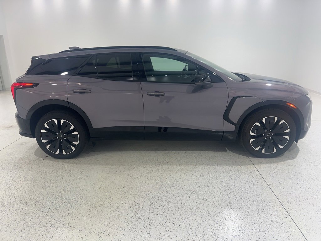 New 2025 Chevrolet Blazer EV RS w/ Super Cruise Package image 6