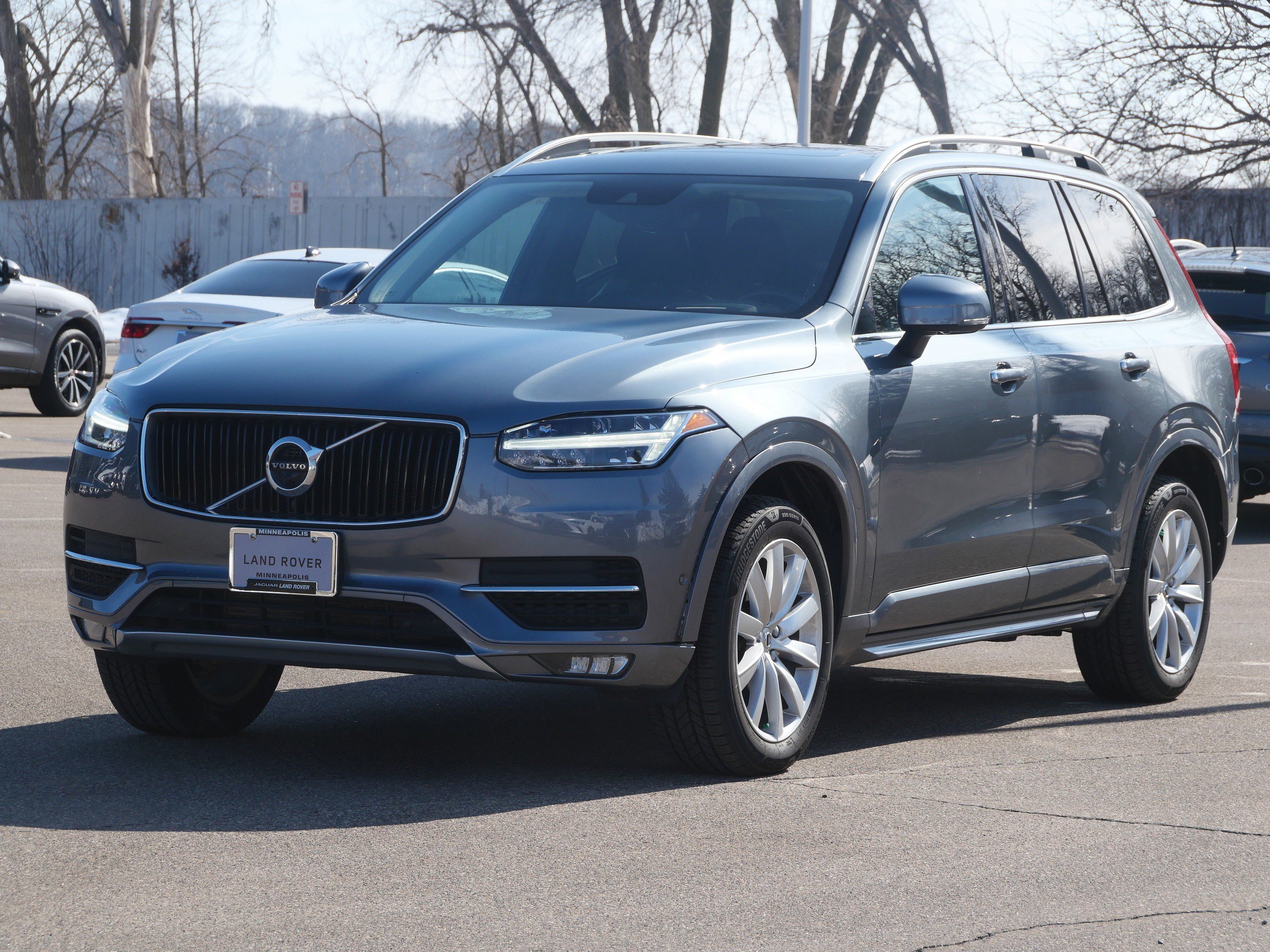 Used 2018 Volvo XC90 T5 Momentum w/ Convenience Package image 1