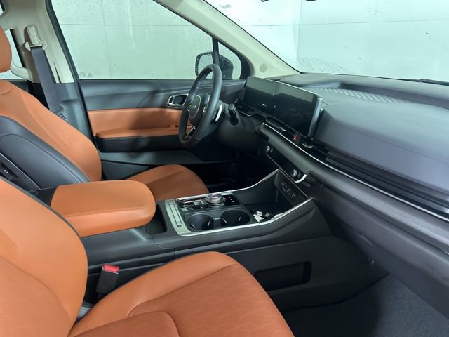 New 2026 Kia Carnival EX image 14