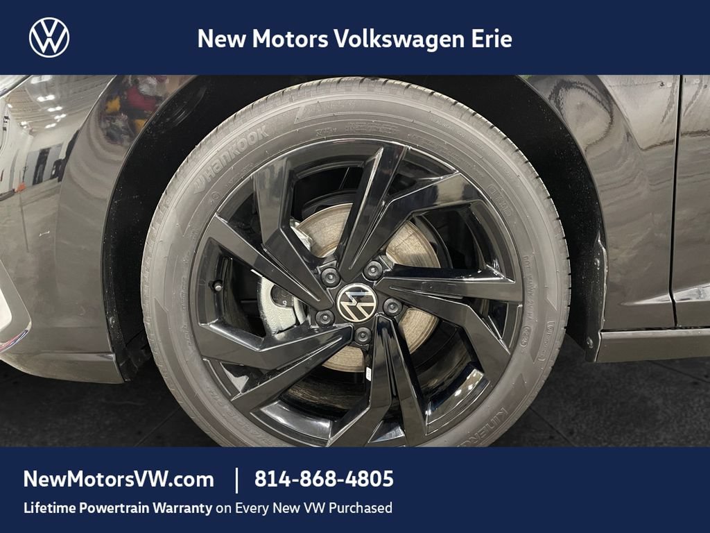 New 2026 Volkswagen Jetta SE FWD image 14