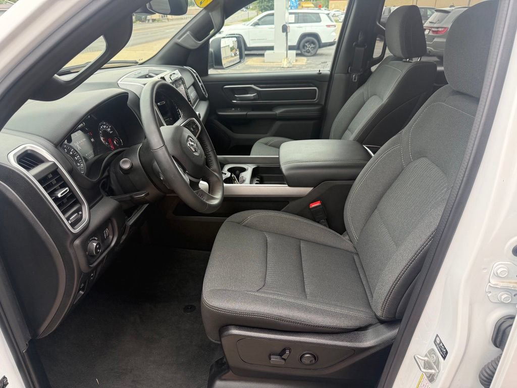 Used 2023 RAM 1500 Big Horn AWD/4WD image 19