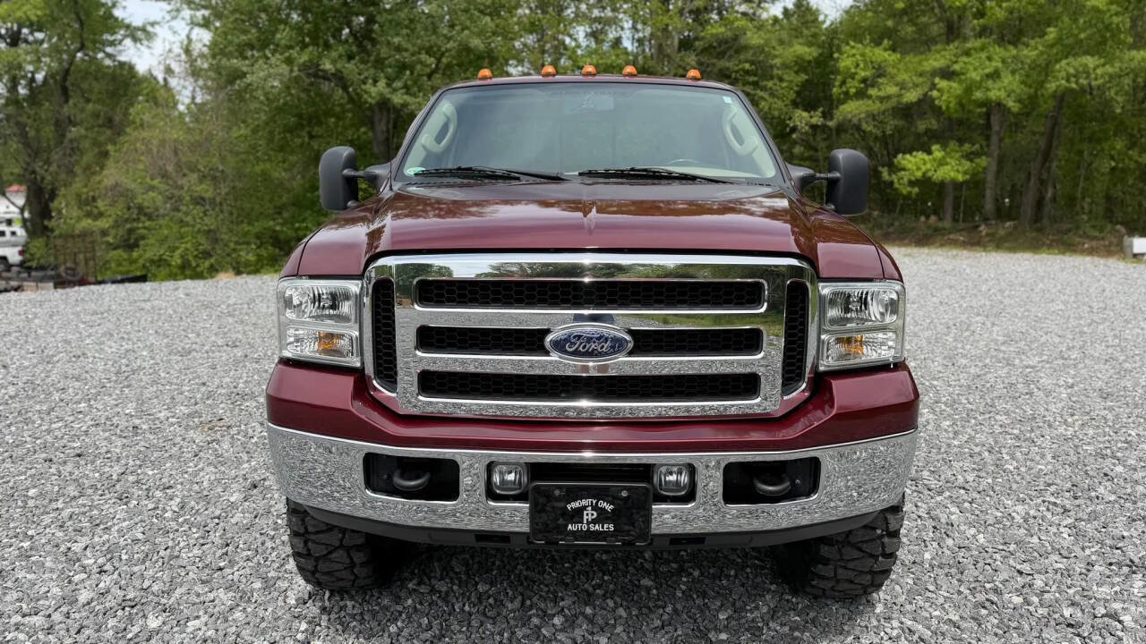 Used 2006 Ford F350 Lariat image 2