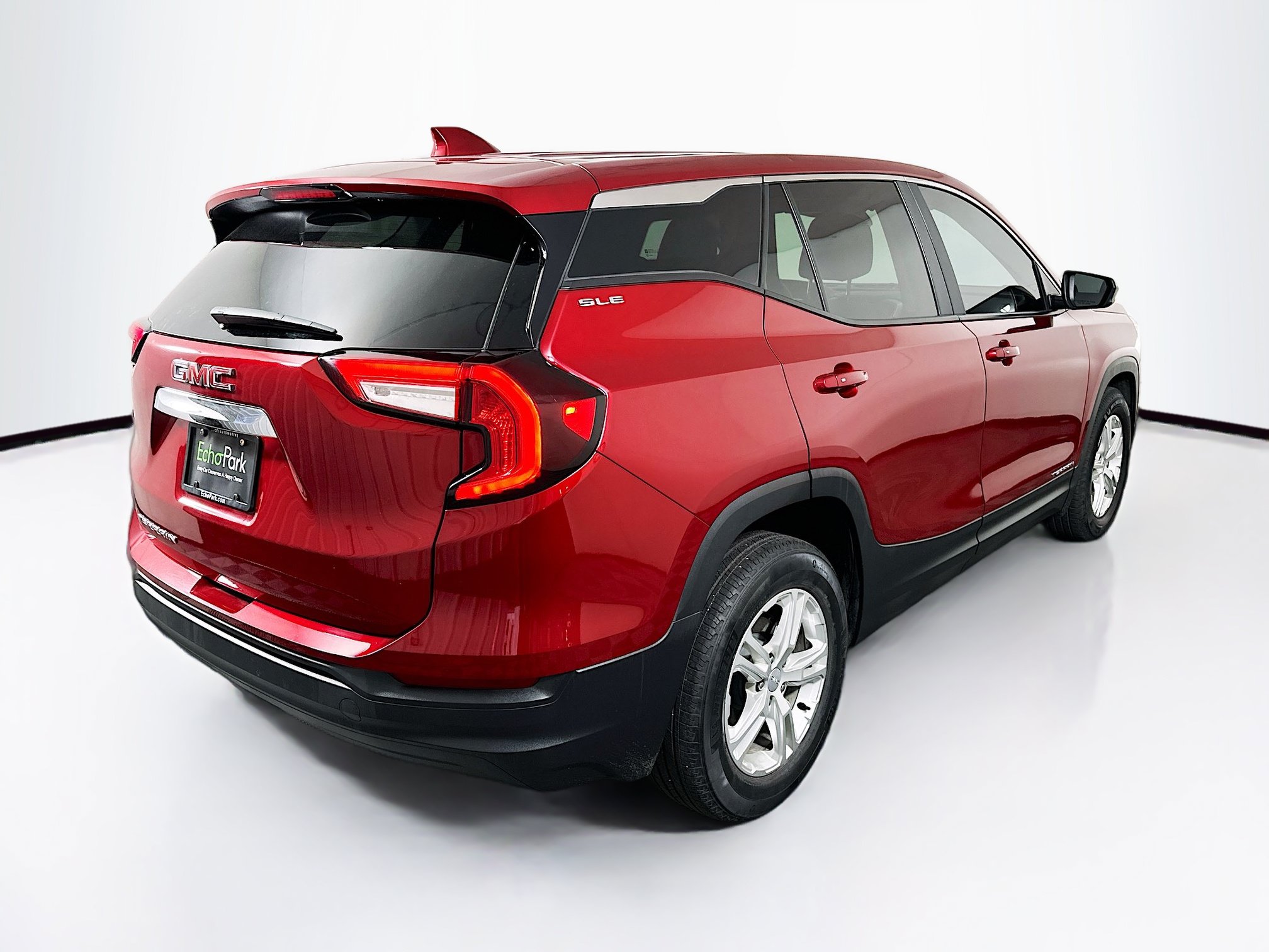 Used 2023 GMC Terrain SLE FWD image 9