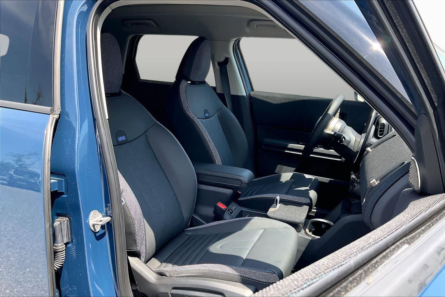 Certified 2025 MINI Cooper Countryman S AWD/4WD image 8