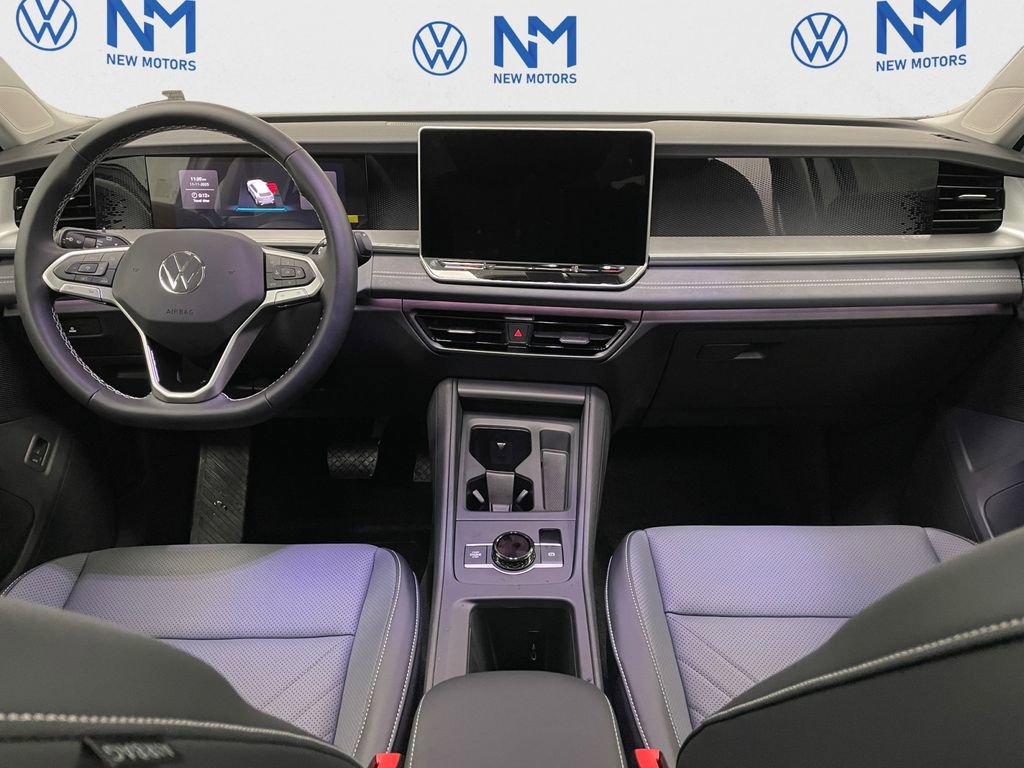 New 2026 Volkswagen Tiguan SE image 8