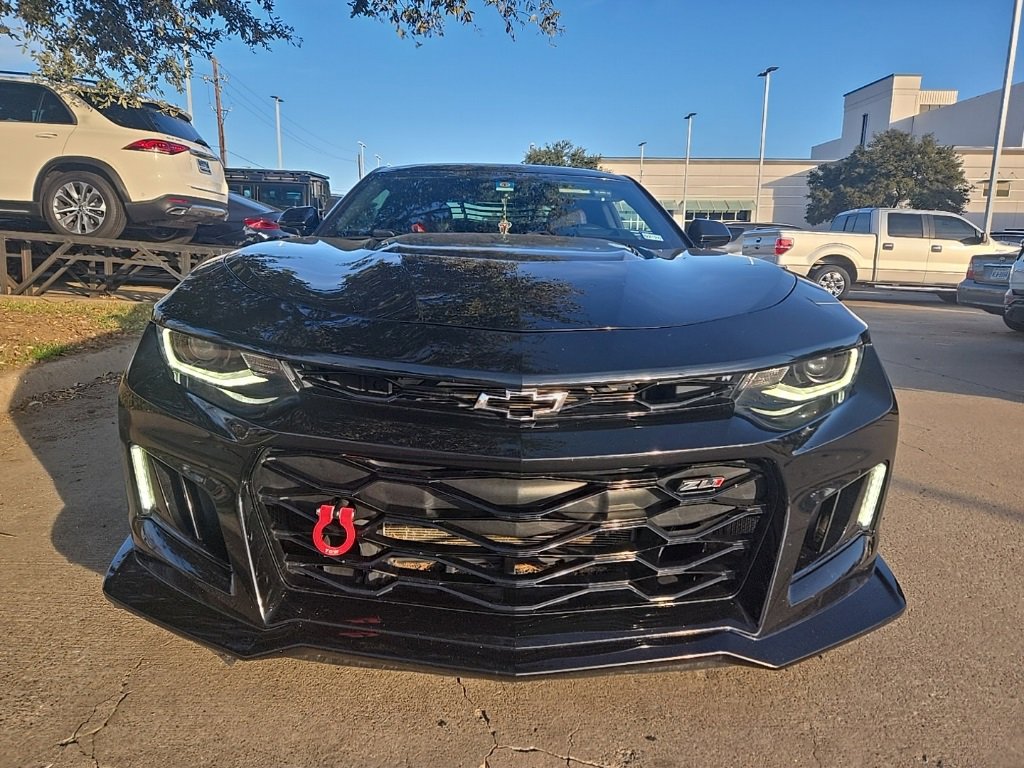Used 2017 Chevrolet Camaro ZL1 image 5