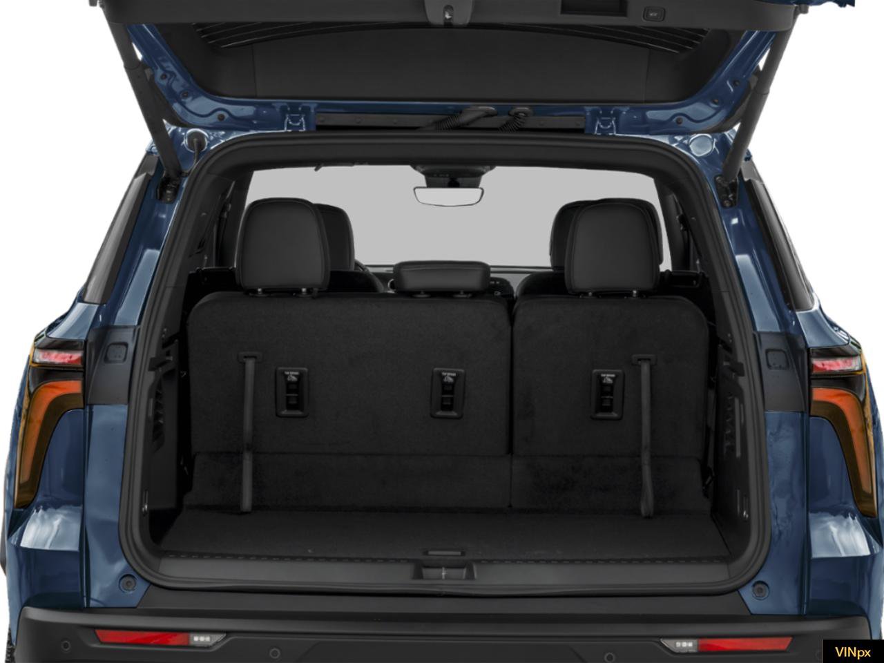New 2026 Chevrolet Traverse High Country w/ LPO, Floor Liner Package FWD image 9