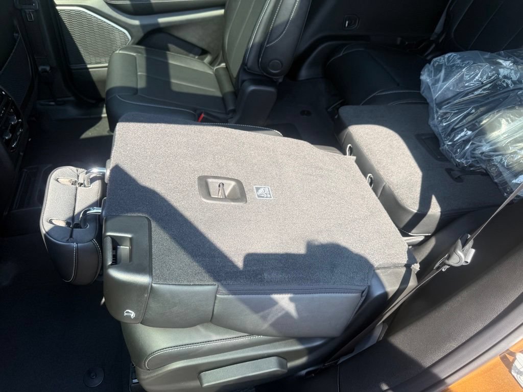 New 2026 Jeep Grand Cherokee L Limited AWD/4WD image 36