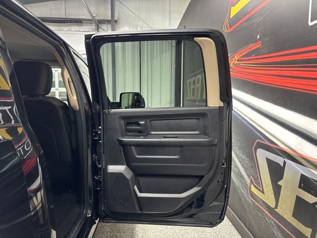 Used 2020 RAM 2500 Tradesman w/ Chrome Appearance Group AWD/4WD image 14