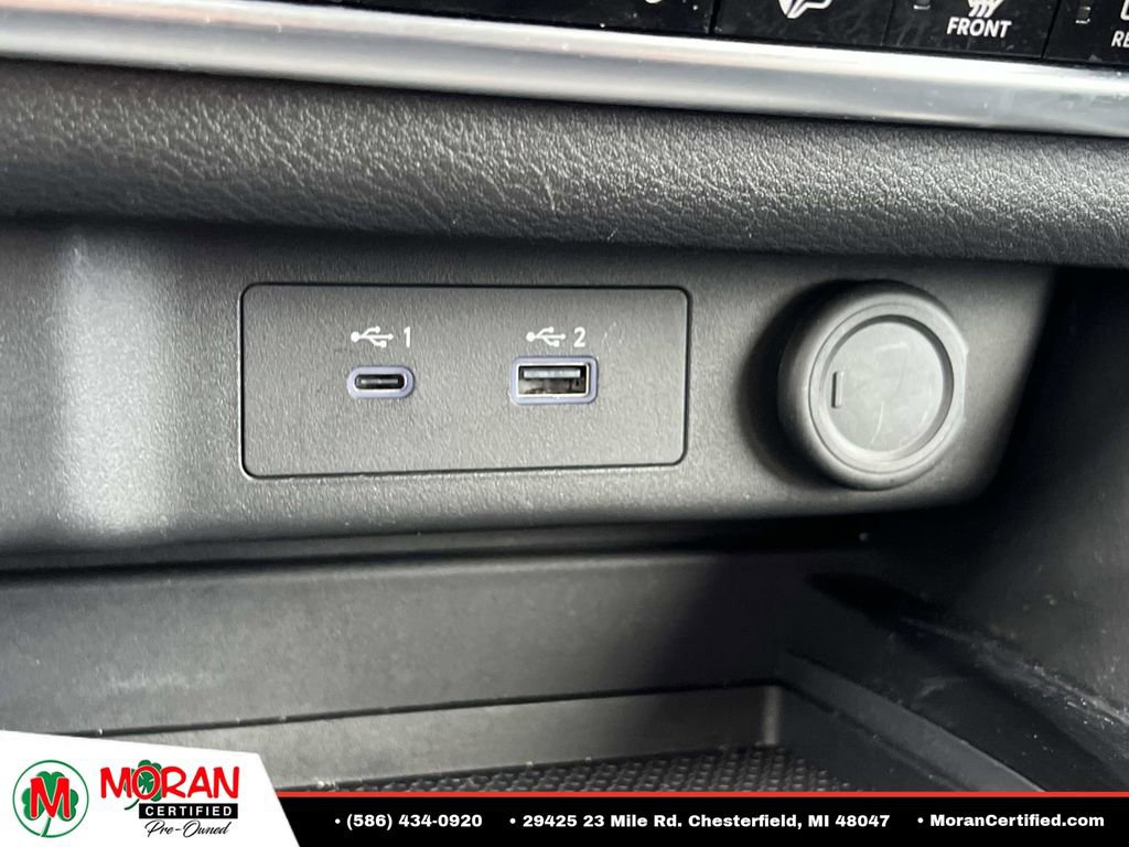 Used 2023 Nissan Rogue S AWD/4WD image 26