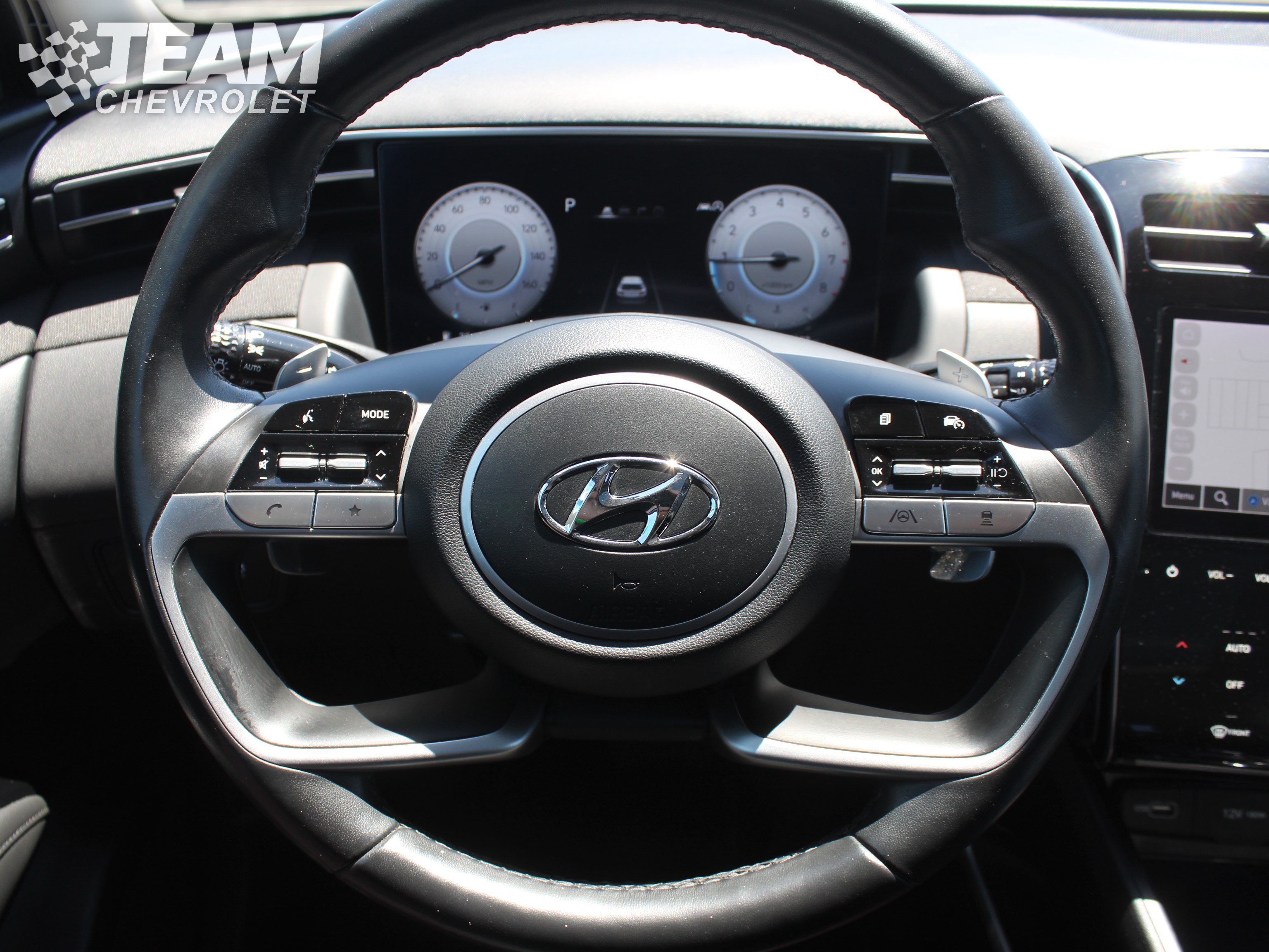 Used 2023 Hyundai Tucson Limited w/ Cargo Package AWD/4WD image 16