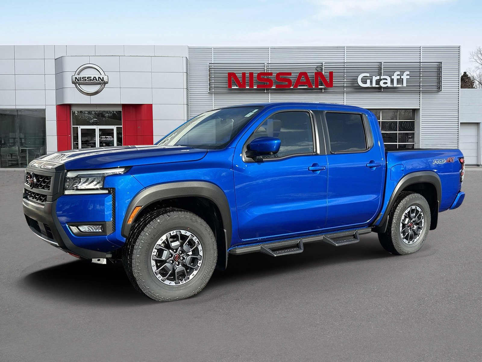 New 2026 Nissan Frontier PRO-4X w/ Pro-4x Convenience Package image 2