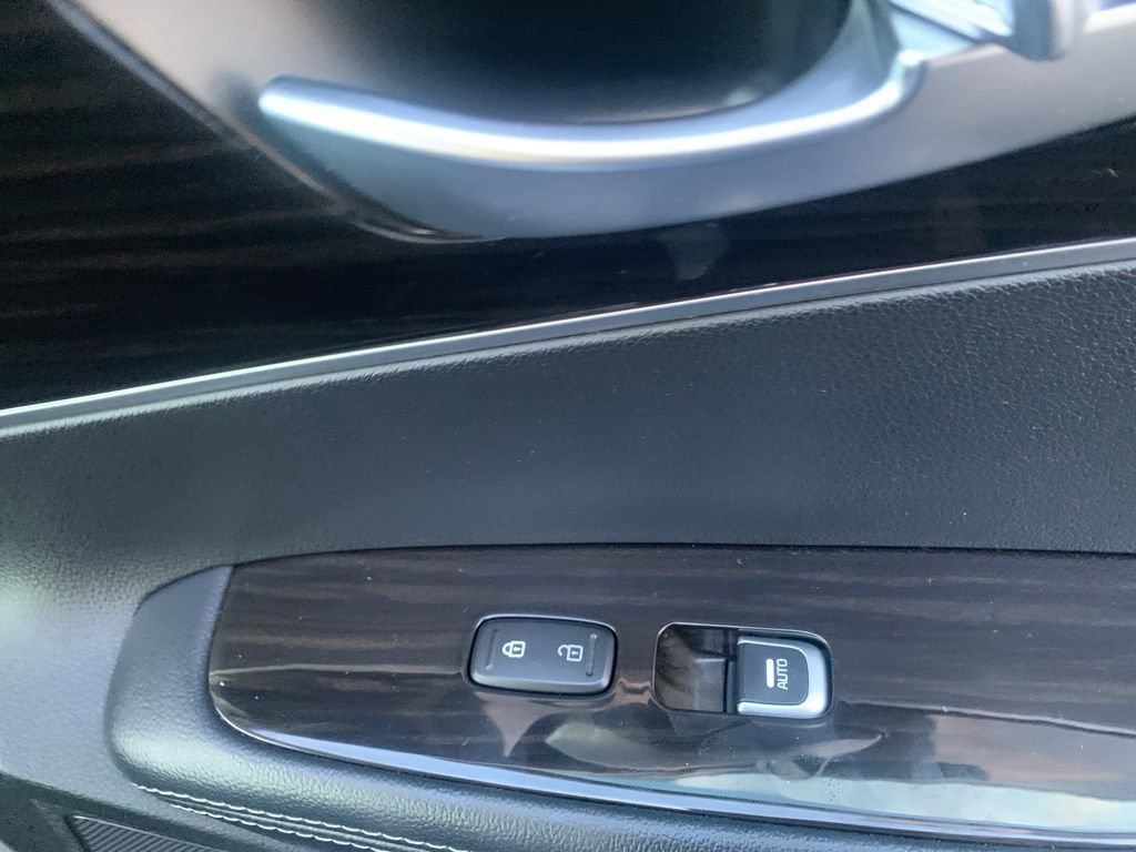 Used 2020 Kia Sorento S image 26