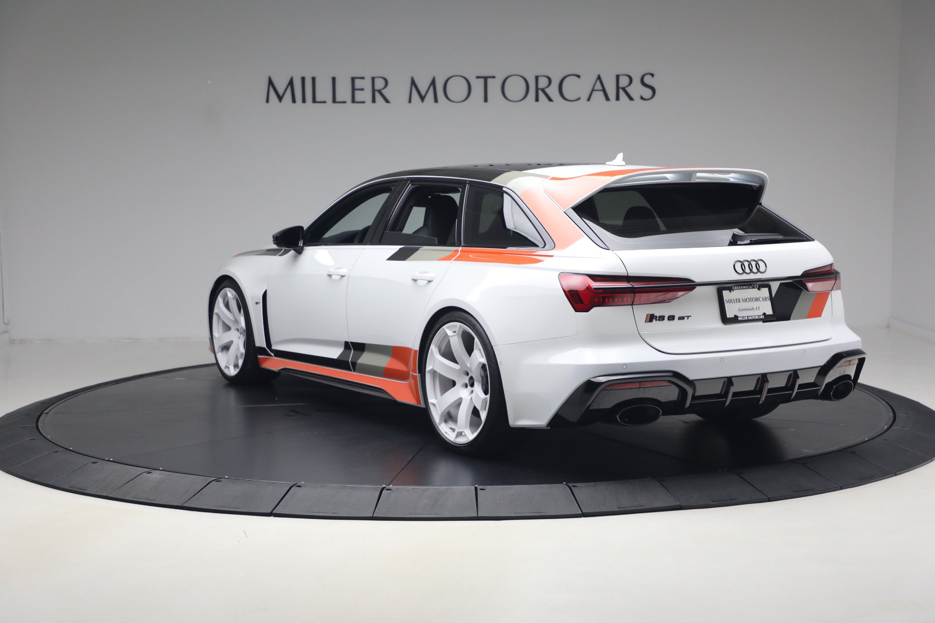 Used 2025 Audi RS 6 performance AWD/4WD image 5