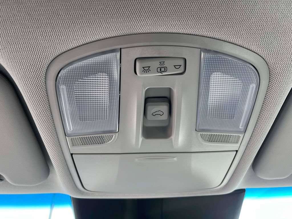 Used 2022 Hyundai Kona Limited AWD/4WD image 23