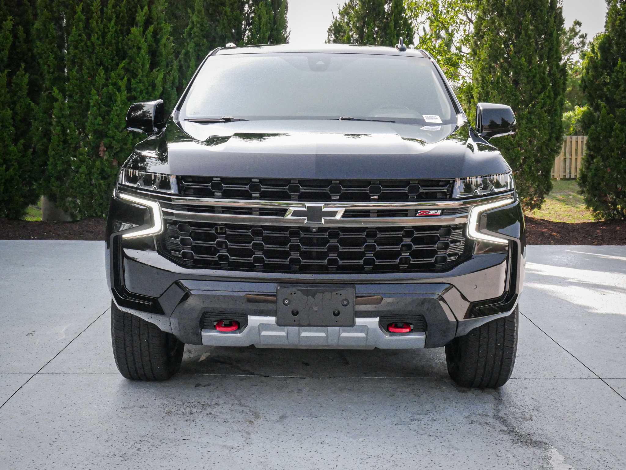 Used 2021 Chevrolet Tahoe Z71 w/ Z71 Signature Package AWD/4WD image 3