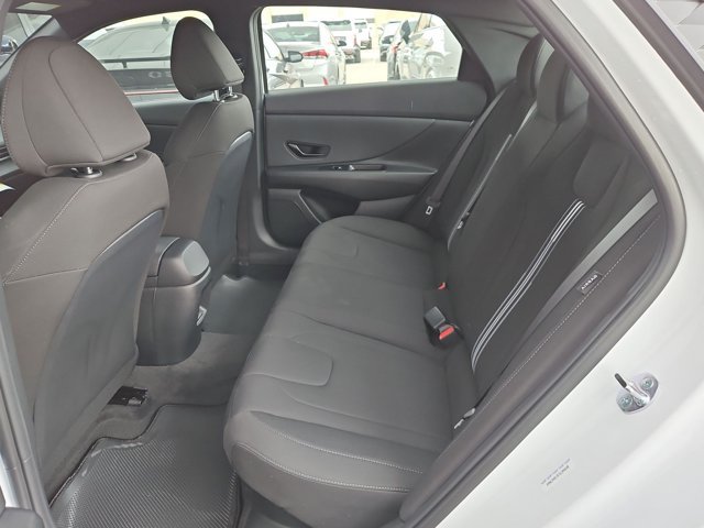 New 2026 Hyundai Elantra SEL FWD image 12
