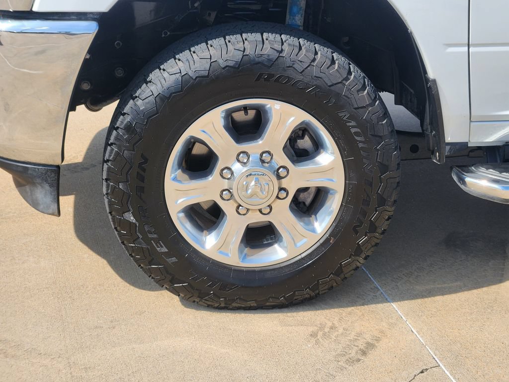 Used 2024 RAM 2500 Big Horn w/ Off Road Package AWD/4WD image 12