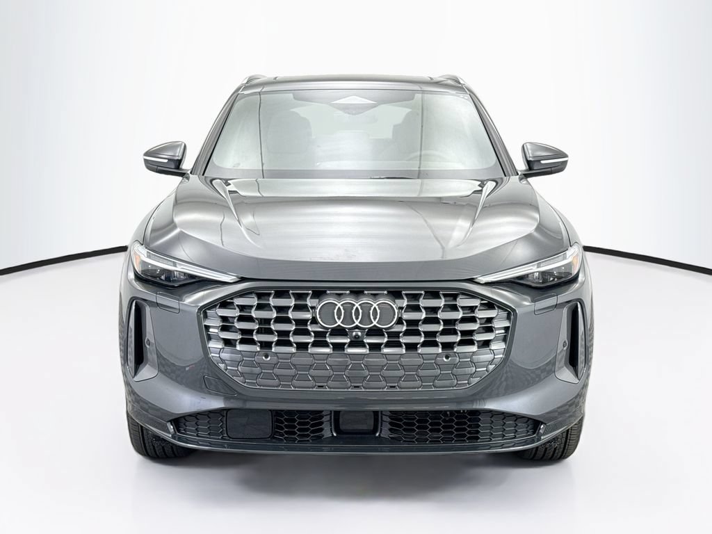 Used 2025 Audi Q5 Premium Plus w/ Premium Plus AWD/4WD image 3