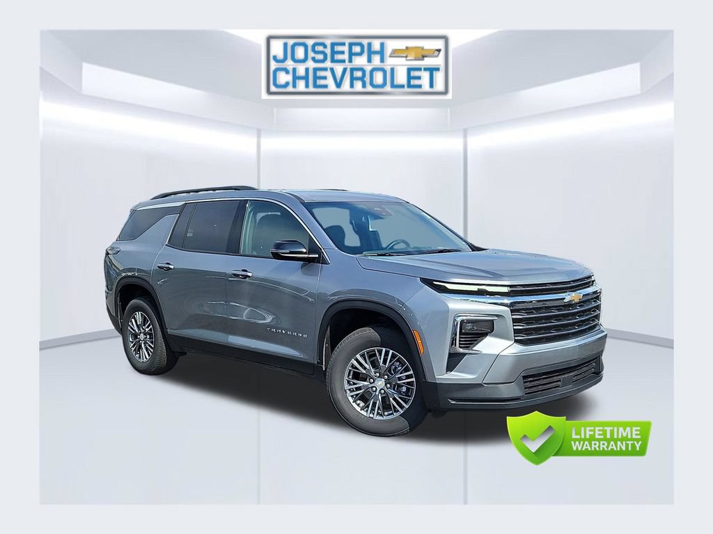 Used 2026 Chevrolet Traverse LT