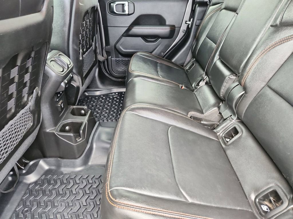 Used 2023 Jeep Gladiator Mojave w/ Cold Weather Group AWD/4WD image 13