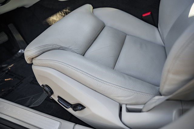 Certified 2023 Volvo S60 B5 Ultimate w/ Climate Package image 29