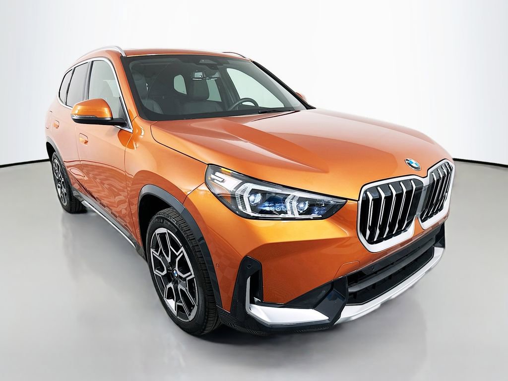 Used 2025 BMW X1 xDrive28i w/ Convenience Package image 3