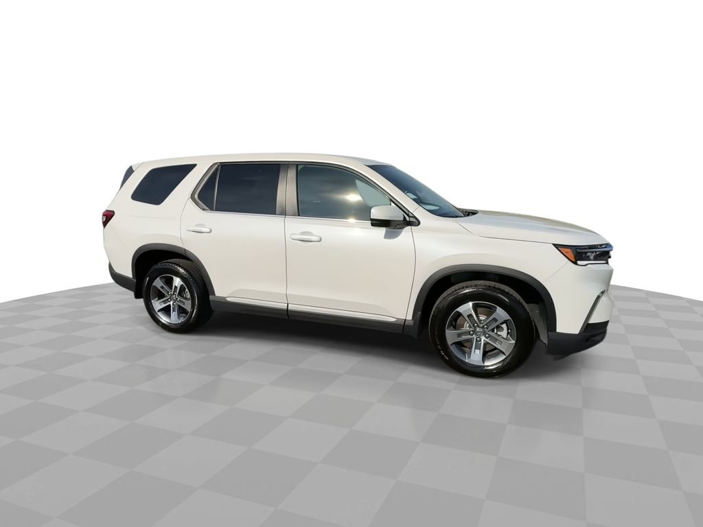 Used 2025 Honda Pilot EX-L image 9