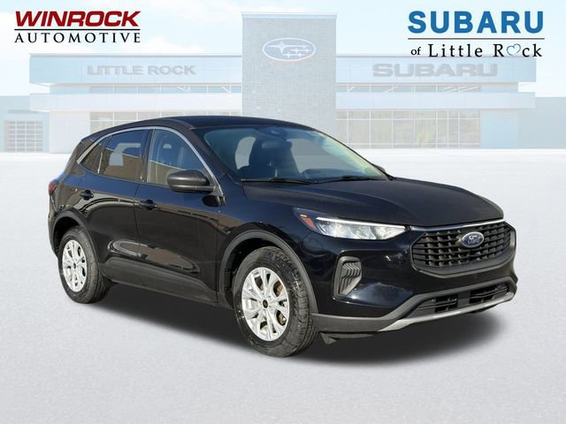 Used 2023 Ford Escape Active w/ Cold Weather Package image 1