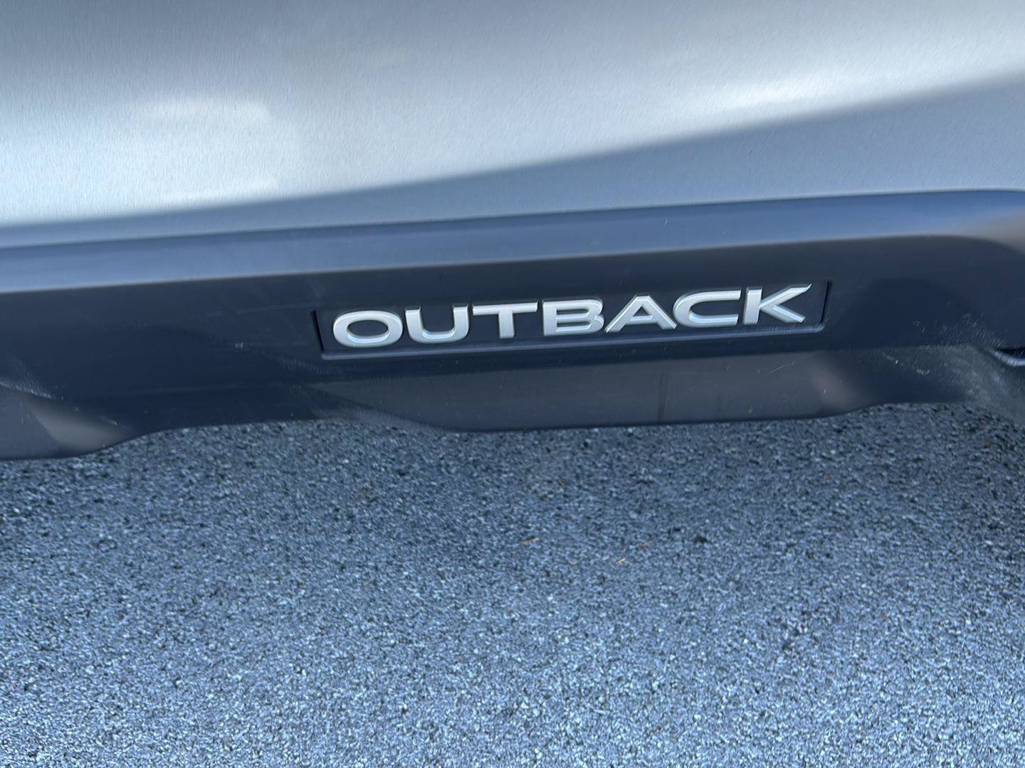 Used 2022 Subaru Outback Premium AWD/4WD image 11