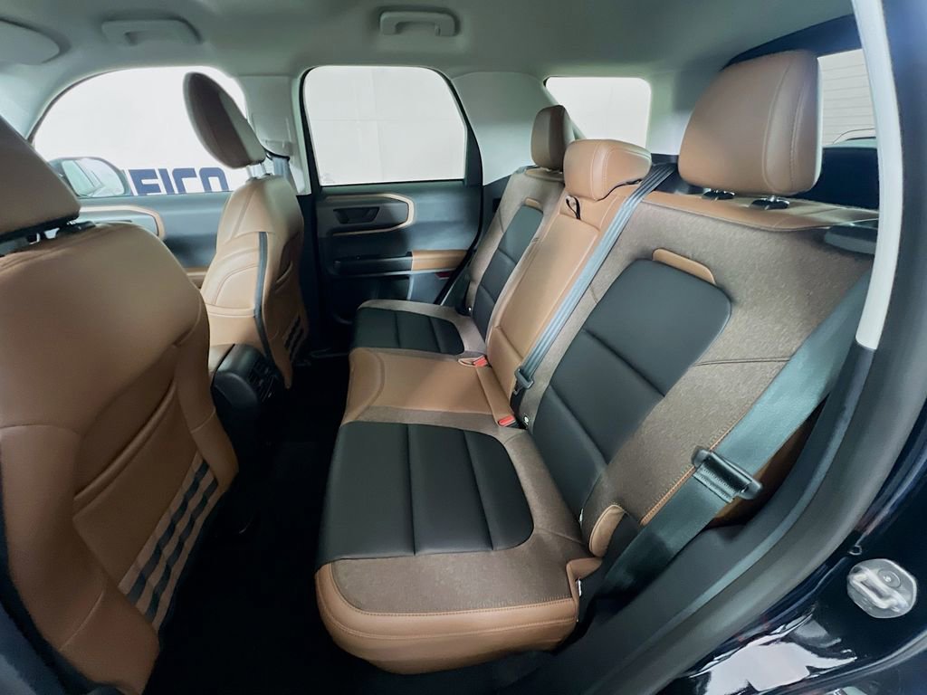 Used 2025 Ford Bronco Sport Outer Banks image 26