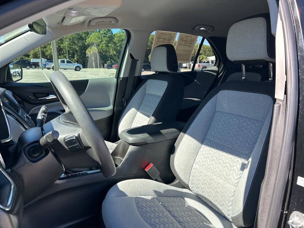 Used 2022 Chevrolet Equinox LS w/ LS Convenience Package image 15