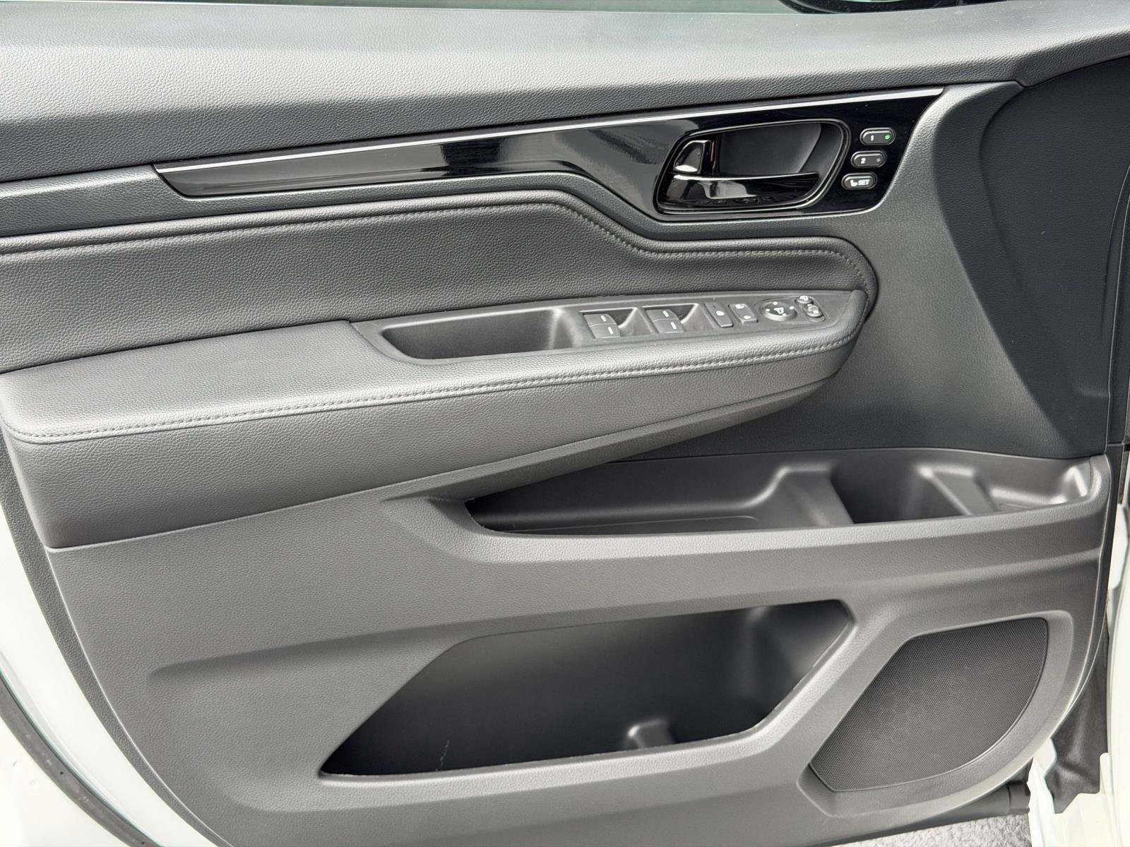 Certified 2024 Honda Odyssey Elite image 6