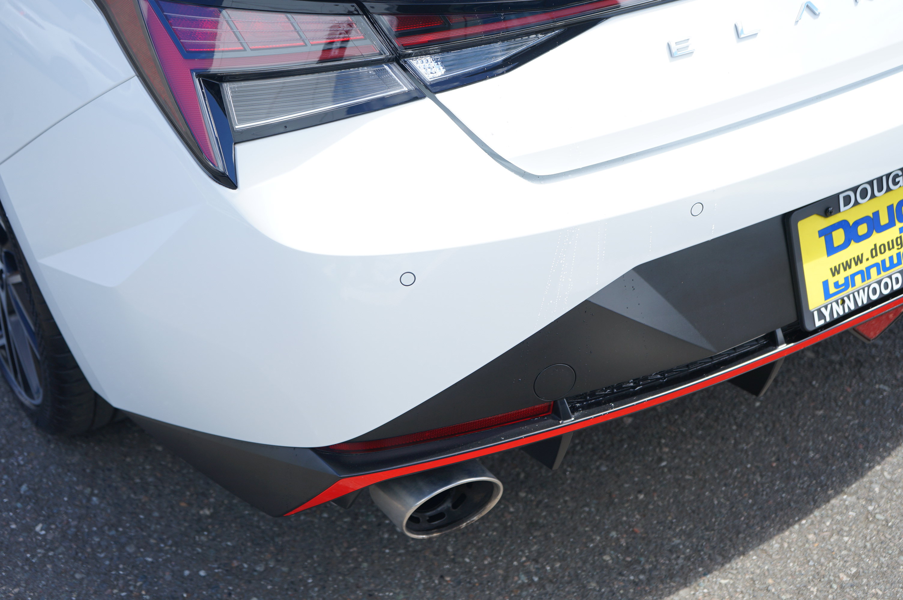 Used 2023 Hyundai Elantra N FWD image 9