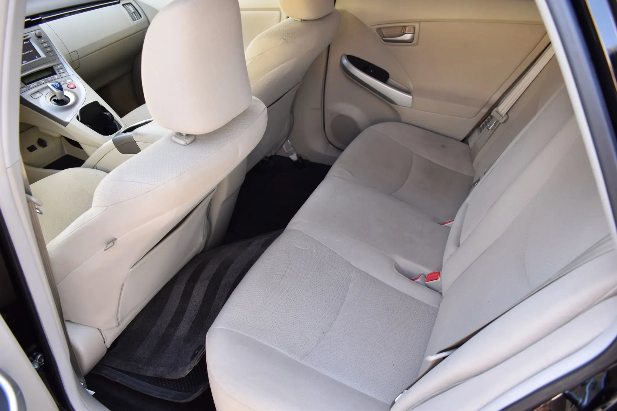 Used 2013 Toyota Prius Two FWD image 7