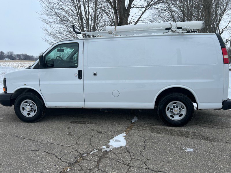 Used 2013 Chevrolet Express 2500 image 5