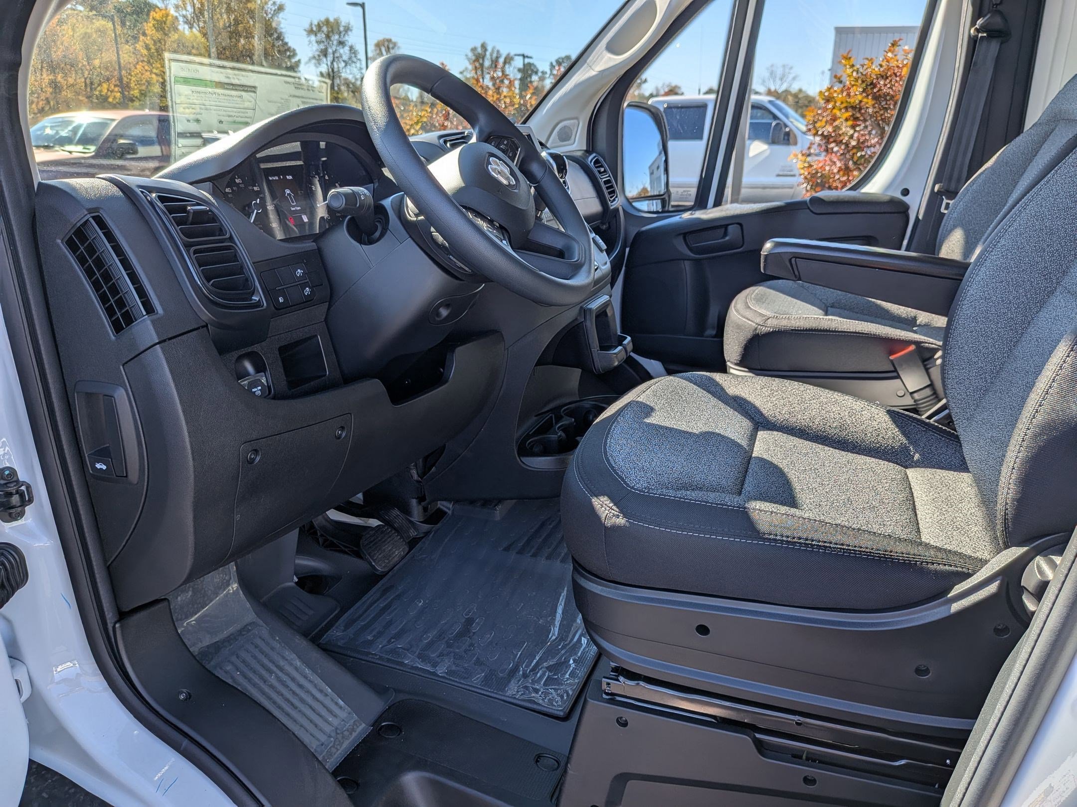 New 2026 RAM ProMaster 1500 w/ Convenience Group FWD image 12