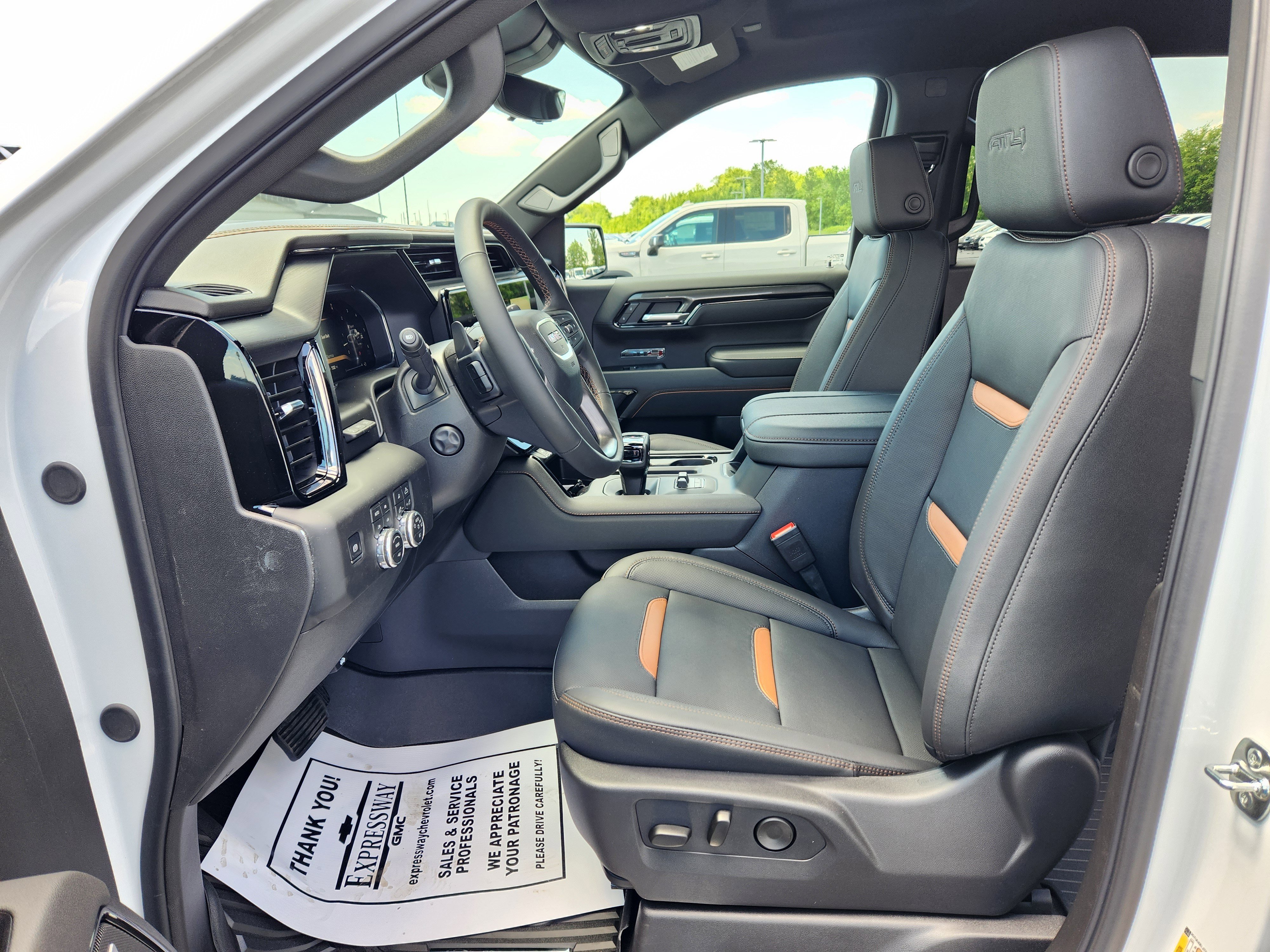 New 2026 GMC Sierra 1500 AT4 AWD/4WD image 9